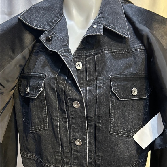 Sacai Black and Gray Cropped Blazer - Picture 8 of 10